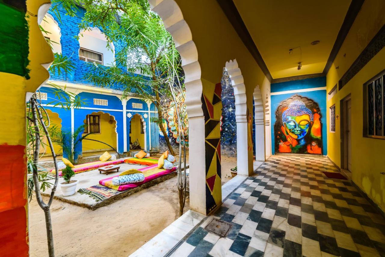 Hide-In Pushkar Vandrarhem Exteriör bild