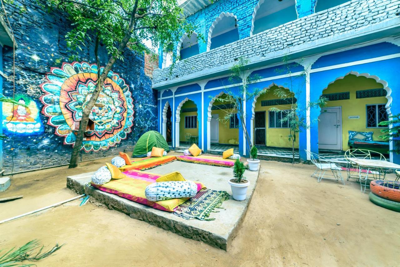 Hide-In Pushkar Vandrarhem Exteriör bild