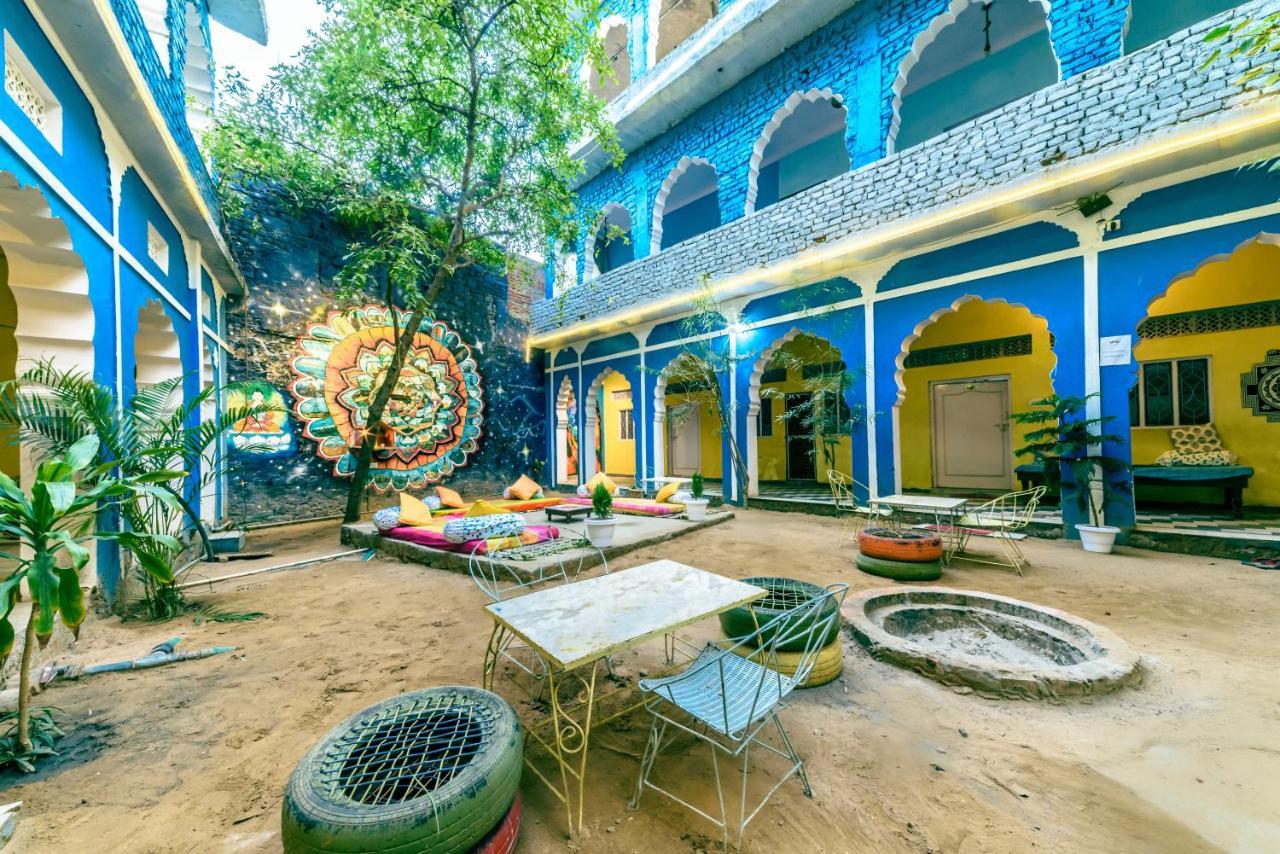 Hide-In Pushkar Vandrarhem Exteriör bild